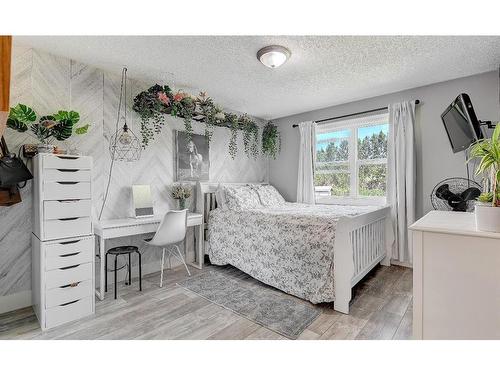 51014 Twp 712, Rural Grande Prairie No. 1, County Of, AB - Indoor Photo Showing Bedroom