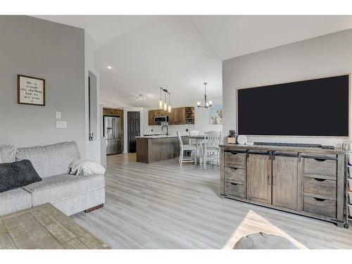 6625 87B Street, Grande Prairie, AB - Indoor Photo Showing Living Room