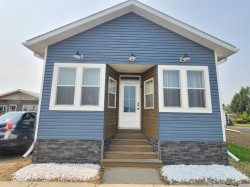 10006 100 Street  Nampa, AB T0H 2R0