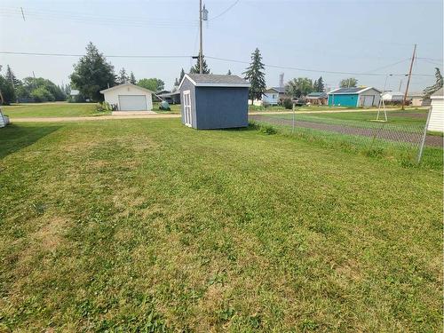 10006 100 Street, Nampa, AB - Outdoor