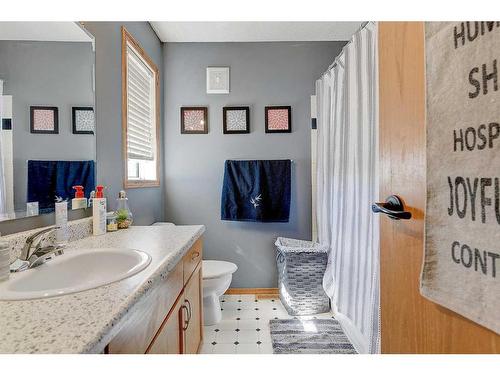 9636 126 Avenue, Grande Prairie, AB - Indoor Photo Showing Bathroom