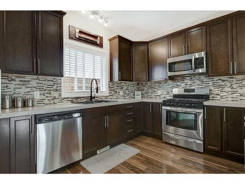 11238 75A Street, Grande Prairie, AB - Indoor Photo Showing Kitchen With Stainless Steel Kitchen With Upgraded Kitchen