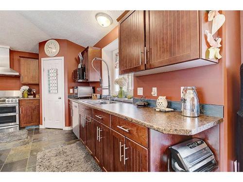 85014 Township Road 722, Rural Grande Prairie No. 1, County Of, AB - Indoor Photo Showing Kitchen