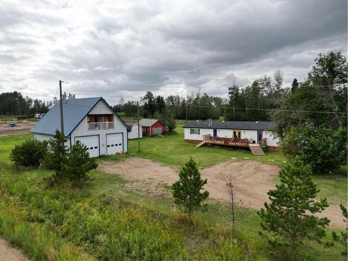 5701 River Road, Fort Vermilion, AB - Outdoor