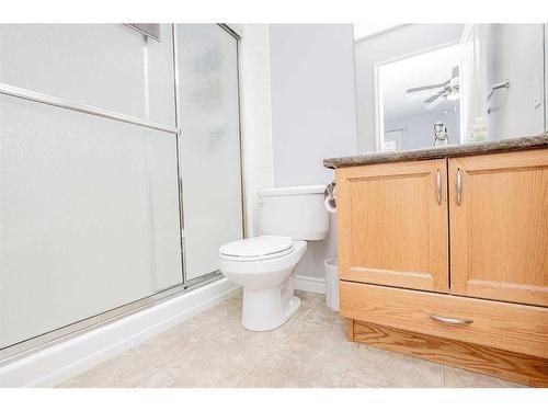 7701 114 Street, Grande Prairie, AB - Indoor Photo Showing Bathroom