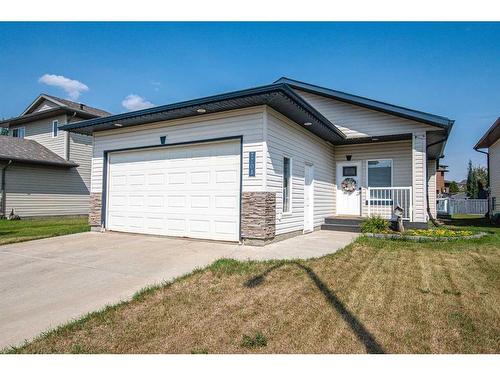 7701 114 Street, Grande Prairie, AB - Outdoor