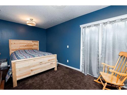 7701 114 Street, Grande Prairie, AB - Indoor Photo Showing Bedroom