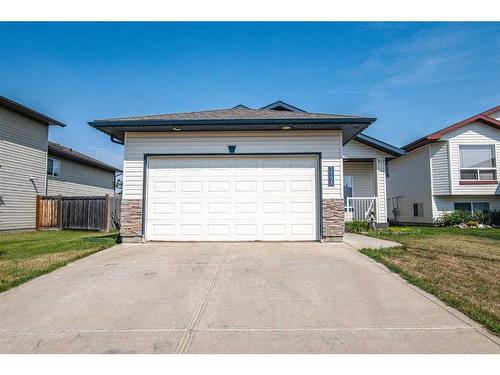 7701 114 Street, Grande Prairie, AB - Outdoor