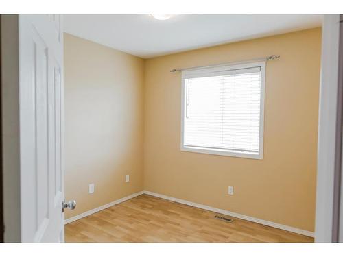 42 Pinnacle Street, Grande Prairie, AB - Indoor Photo Showing Other Room