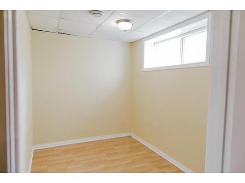 42 Pinnacle Street, Grande Prairie, AB - Indoor Photo Showing Other Room