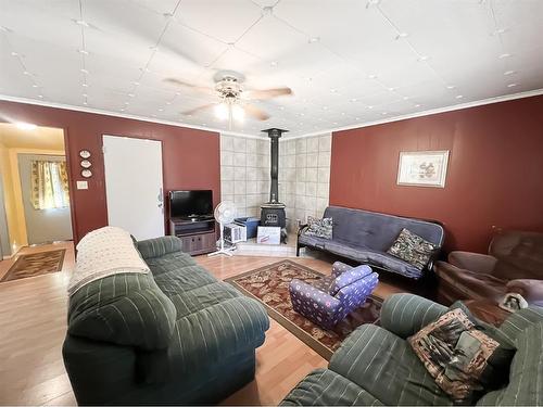 Block 5 Lot 3, Rural Big Lakes County, AB - Indoor Photo Showing Living Room