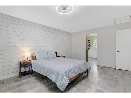 9505 78 Avenue, Grande Prairie, AB - Indoor Photo Showing Bedroom