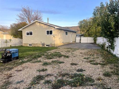 8222 96 Street, Peace River, AB - Outdoor