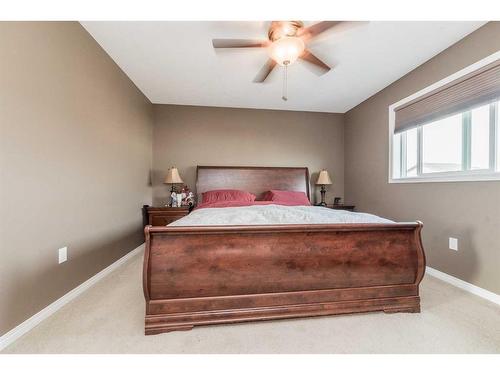 8822 88 B Street, Grande Prairie, AB - Indoor Photo Showing Bedroom