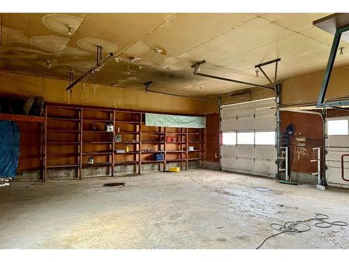 825050 Highway 732, Rural Fairview No. 136, M.D. Of, AB - Indoor Photo Showing Garage