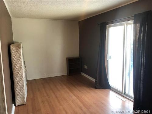 4912 49 Avenue, Grimshaw, AB - Indoor Photo Showing Other Room