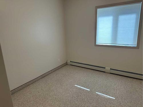 5-4304 51 Street, Spirit River, AB - Indoor Photo Showing Other Room