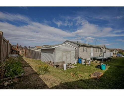 8902 91 Street, Grande Prairie, AB - Outdoor