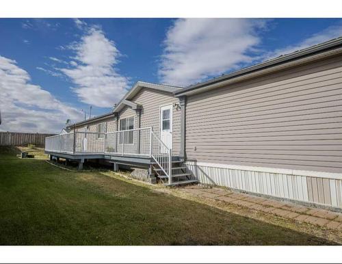 8902 91 Street, Grande Prairie, AB - Outdoor