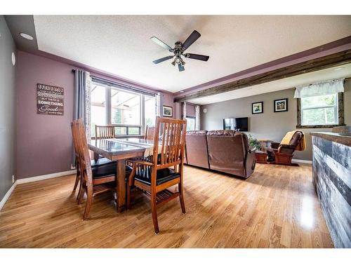 792046 Hwy 2, Rycroft, AB - Indoor Photo Showing Dining Room