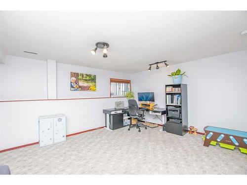 9740 71 Avenue, Grande Prairie, AB - Indoor