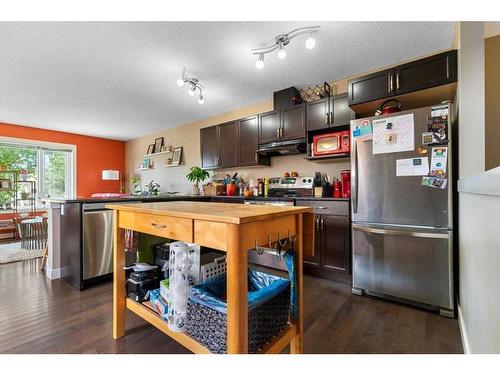 133-9105 91 Street, Grande Prairie, AB - Indoor Photo Showing Kitchen