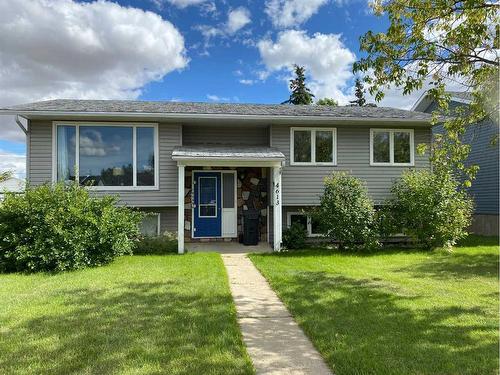 4613 50 Street, Rycroft, AB - Outdoor With Facade