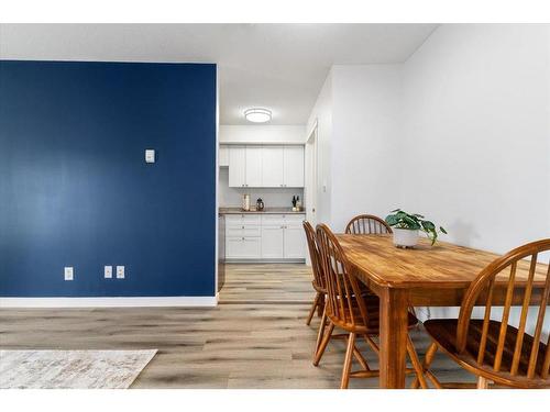 4101-7201 Poplar Drive, Grande Prairie, AB - Indoor Photo Showing Dining Room