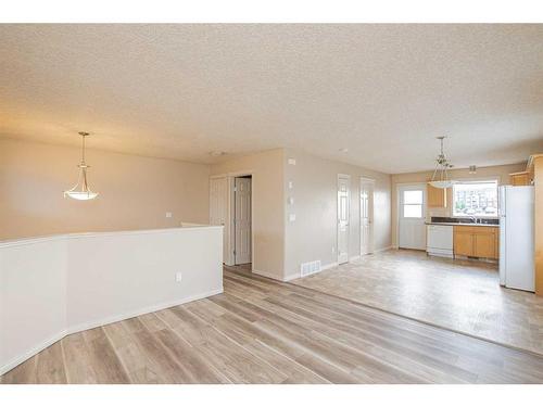 6907 112 Street, Grande Prairie, AB - Indoor