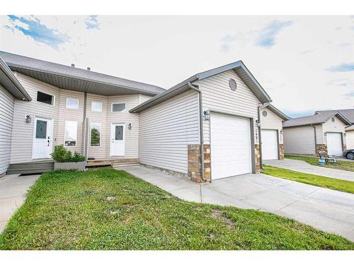 6907 112 Street, Grande Prairie, AB - Outdoor