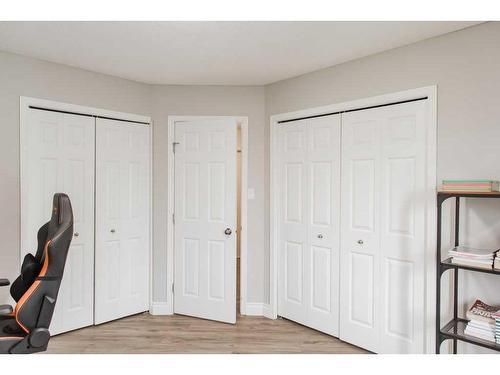 30-85060 Twp Rd 722, Rural Grande Prairie No. 1, County Of, AB - Indoor Photo Showing Bedroom