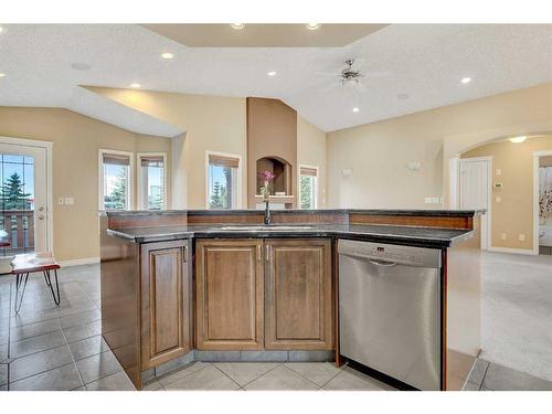 6810 102 Street, Grande Prairie, AB - Indoor Photo Showing Kitchen