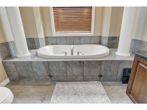 6810 102 Street, Grande Prairie, AB - Indoor Photo Showing Bathroom