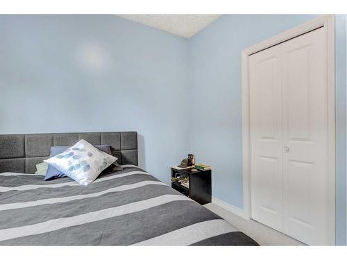 6810 102 Street, Grande Prairie, AB - Indoor Photo Showing Bedroom