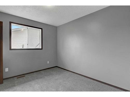 8930 103 Avenue, Grande Prairie, AB - Indoor Photo Showing Other Room