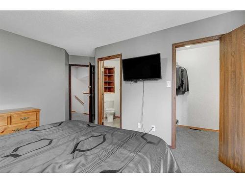 8930 103 Avenue, Grande Prairie, AB - Indoor Photo Showing Bedroom