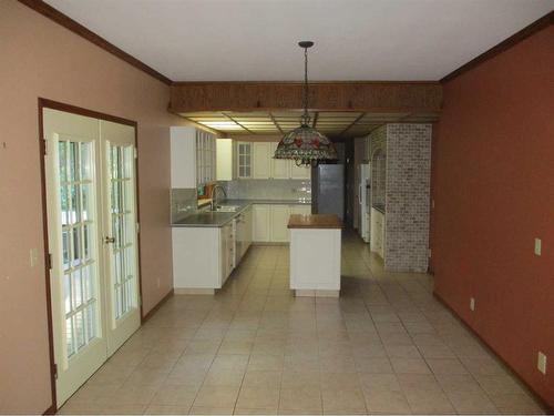 832068 Rge Rd 233, Rural Peace No. 135, M.D. Of, AB - Indoor Photo Showing Kitchen