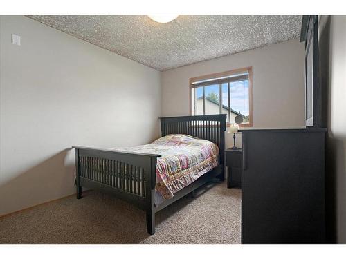 10409 121 Avenue, Grande Prairie, AB - Indoor Photo Showing Bedroom