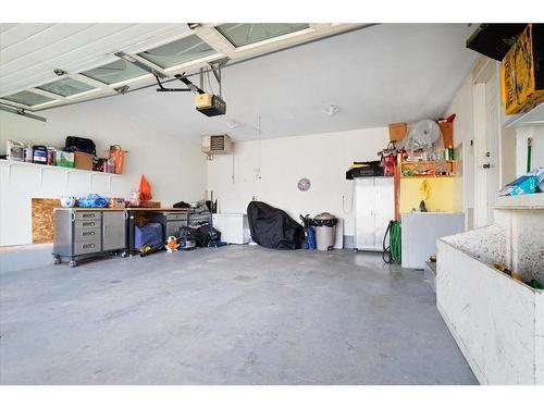 10409 121 Avenue, Grande Prairie, AB - Indoor Photo Showing Garage