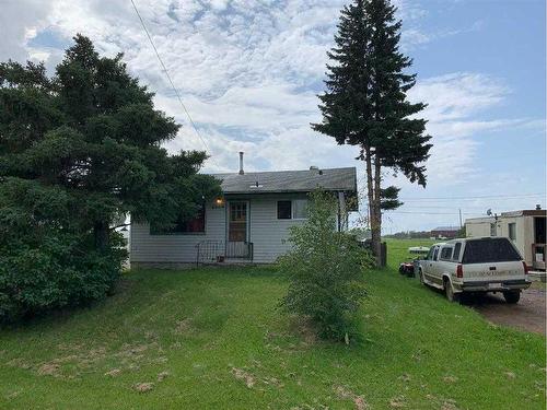 4809 O'Brien Drive, High Prairie, AB - Outdoor