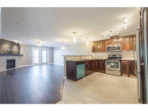 5215 52 Street, Valleyview, AB - Indoor Photo Showing Kitchen