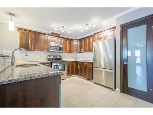 5215 52 Street, Valleyview, AB - Indoor Photo Showing Kitchen