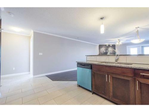 5215 52 Street, Valleyview, AB - Indoor Photo Showing Other Room