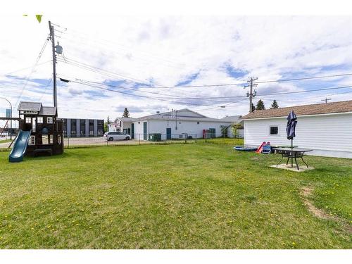 10901 105 Avenue, Fairview, AB - Outdoor