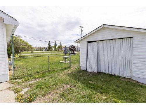 10901 105 Avenue, Fairview, AB - Outdoor