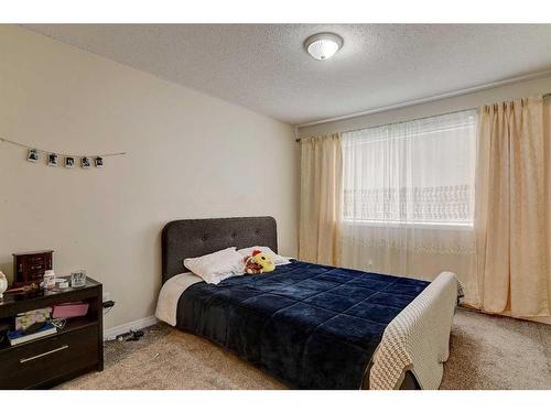 103C-11018 106 Avenue, Grande Prairie, AB - Indoor Photo Showing Bedroom