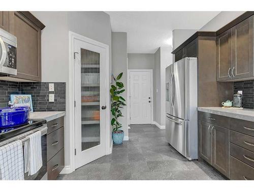 8013 112 Street, Grande Prairie, AB - Indoor Photo Showing Kitchen