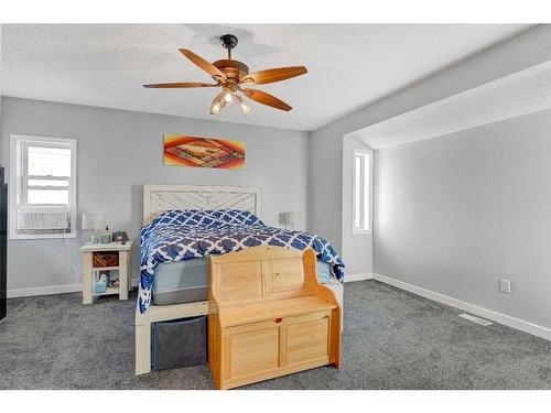 10130 106 Avenue, Grande Prairie, AB - Indoor Photo Showing Bedroom