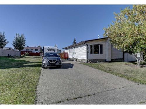 12418 95 Street, Grande Prairie, AB - Outdoor