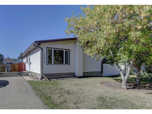 12418 95 Street, Grande Prairie, AB - Outdoor